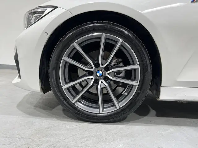 BMW BMW 3 Series 325Li M sports suit