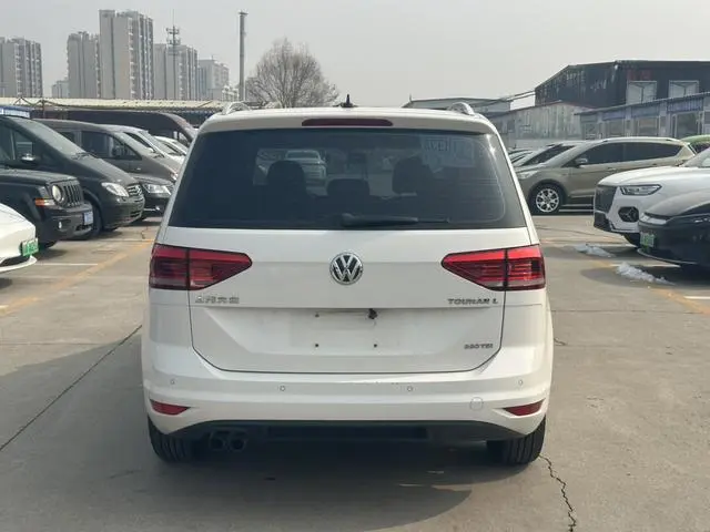 Volkswagen Touran L 280TSI automatic comfort Edition