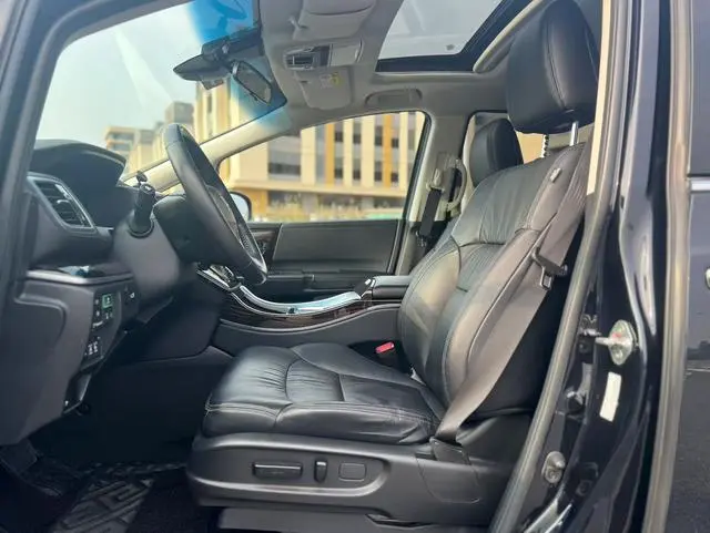 Honda Odyssey 2.0L Sharp*Exclusive Edition