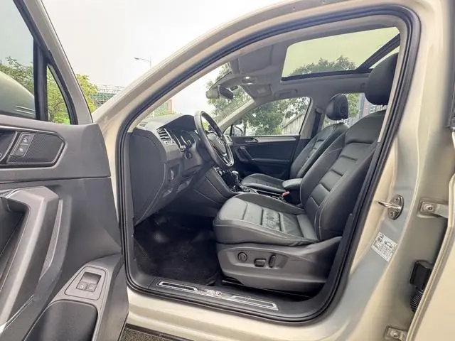 Volkswagen Tiguan L PHEV 430PHEV Hybrid Ultimate Edition