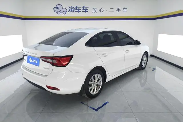 Roewe Roewe i5 1.5L manual 4G Interconnection Linghao Edition