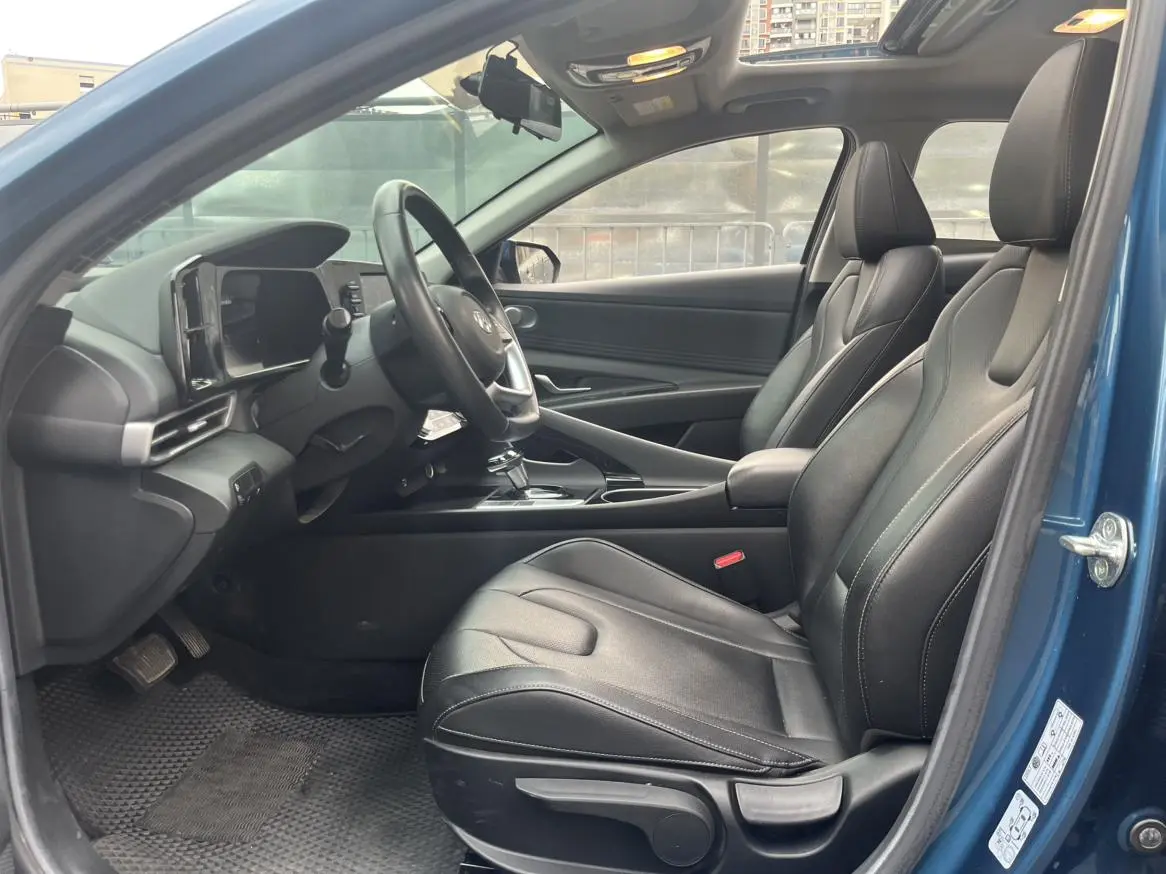 Hyundai Elantra 1.5L CVT GLX Elite Edition