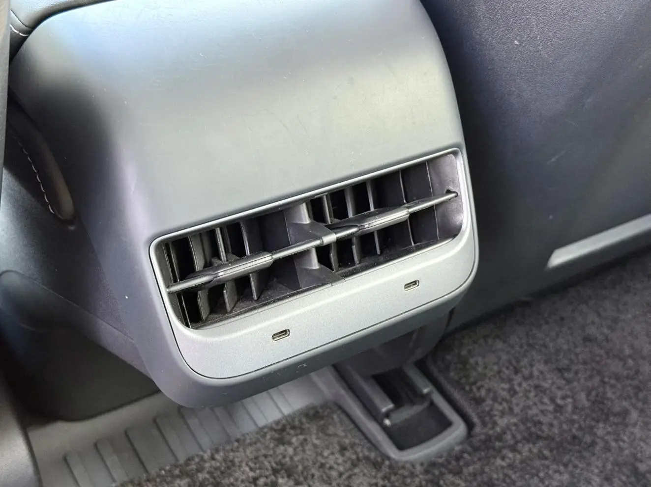 Tesla Model 3 Upgraded version of standard battery life rear drive