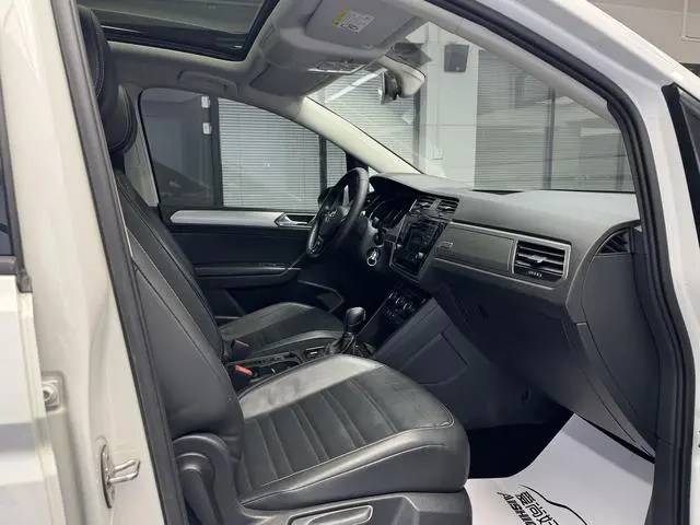 Volkswagen Touran L 280TSI Automatic Shuya Version