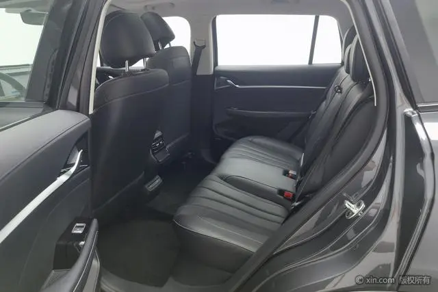 Roewe Roewe RX5 MAX 1.5T Automatic Transmission Deluxe Edition