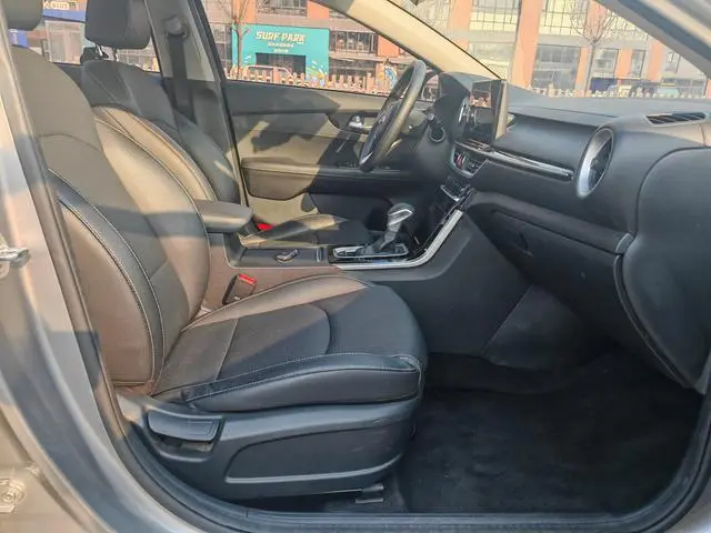 Kia Kia K3 1.5L CVT Smart Enjoy Internet Edition