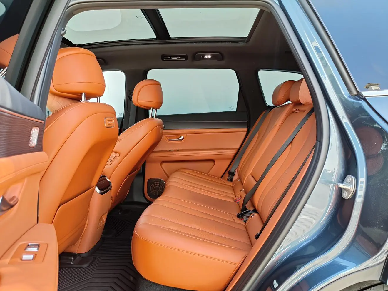 AITO Ask the world M7 Ultra five-seater four-wheel drive smart driving version