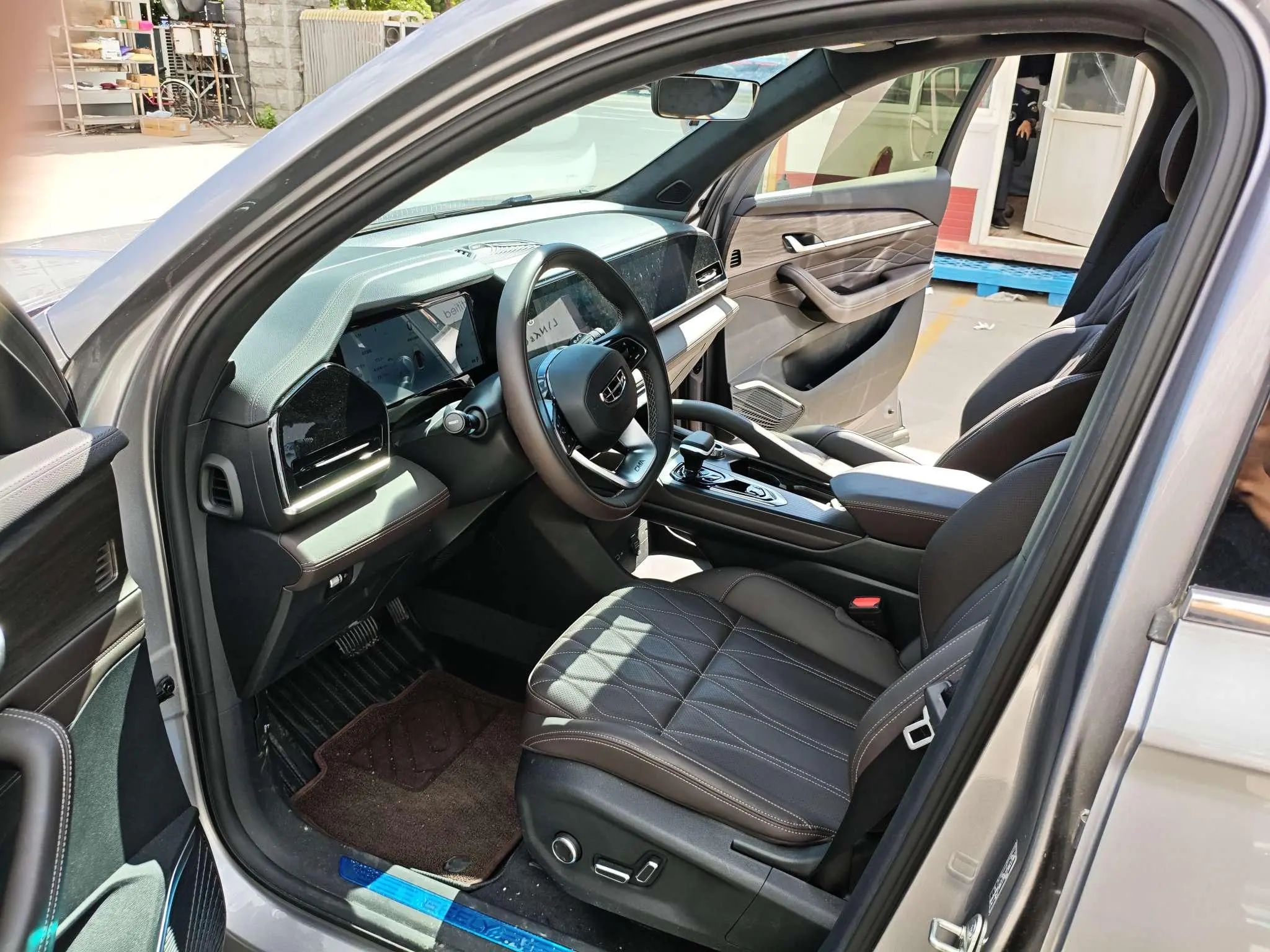 Geely Xingyue L 2.0TD two-wheel drive cloud version