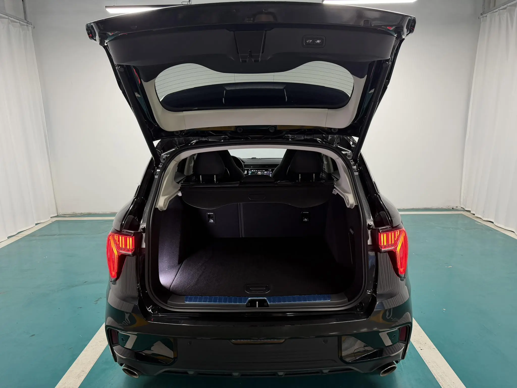 LYNK & CO Lynk 01 2.0TD two-wheel drive Pro