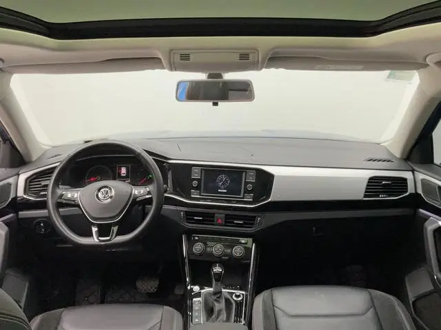 Volkswagen Tanyue 330TSI two-wheel drive luxury country V