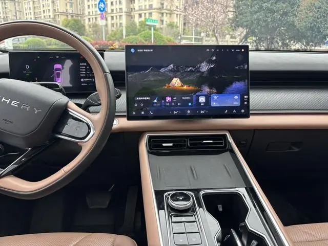 Chery Fulwin Tiggo 8L 2.0T Automatic Premium Edition