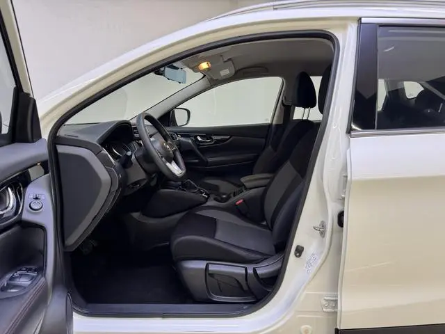 Nissan Qashqai 2.0L CVT Smart Edition