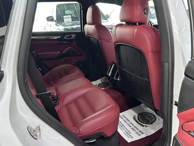 Porsche Cayenne Cayenne Platinum Edition 3.0T