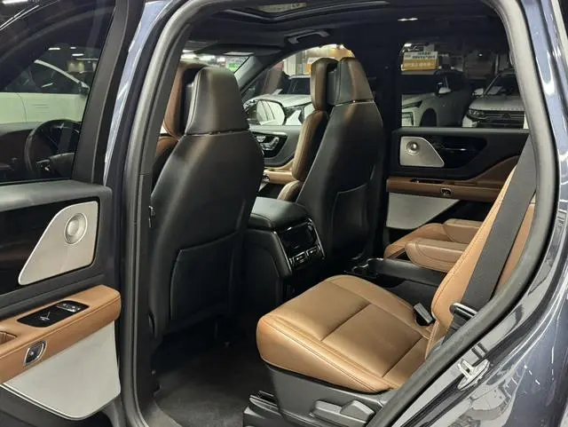 Lincoln Flying home 3.0T V6 four-wheel drive Executive Edition