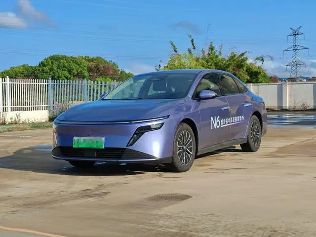 Nissan Nissan N6 180 Max