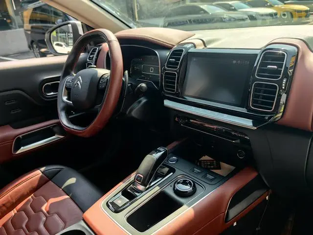 Citroen Tianyi C5 AIRCROSS 380THP luxury