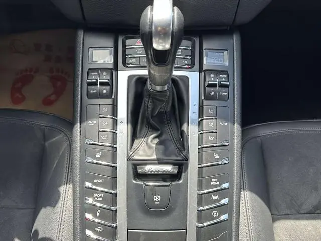Porsche Macan Macan 2.0T