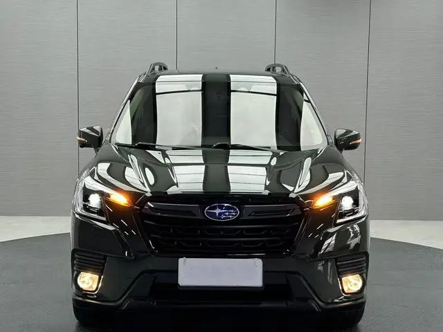 Subaru FORESTER Forester 2.0i AWD Deluxe Edition EyeSight