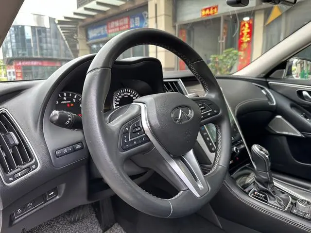Infiniti Infiniti Q50L 2.0T Premium Version Country VI