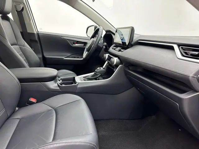TOYOTA Wilanda 2.0L four-wheel drive Luxury PLUS edition