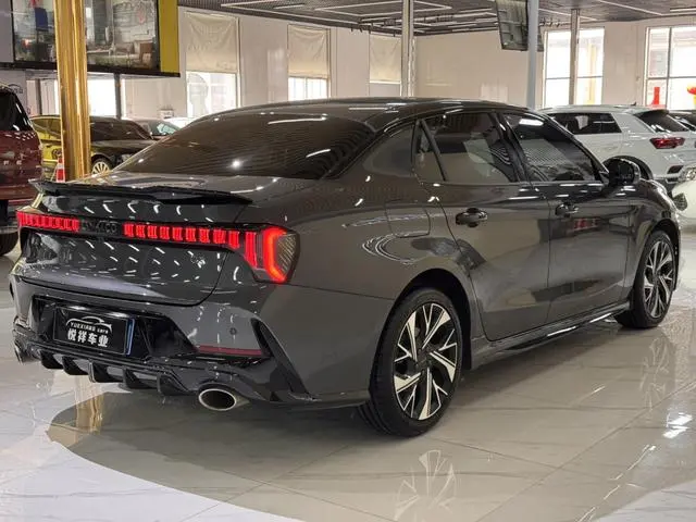 LYNK & CO Lynk 03 1.5TD DCT Halo