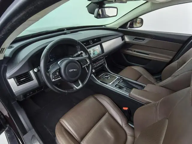 Jaguar Jaguar XFL XFL 2.0T 250PS Deluxe Edition