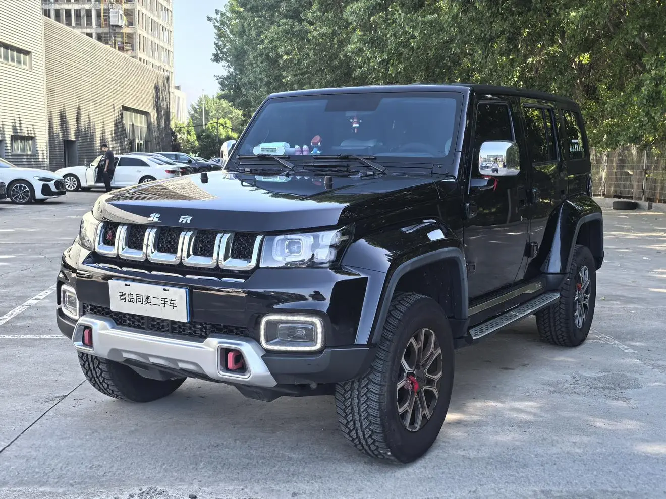 Beijing Beijing off-road BJ40 2.0T automatic four-wheel drive City Hunter Glory Edition