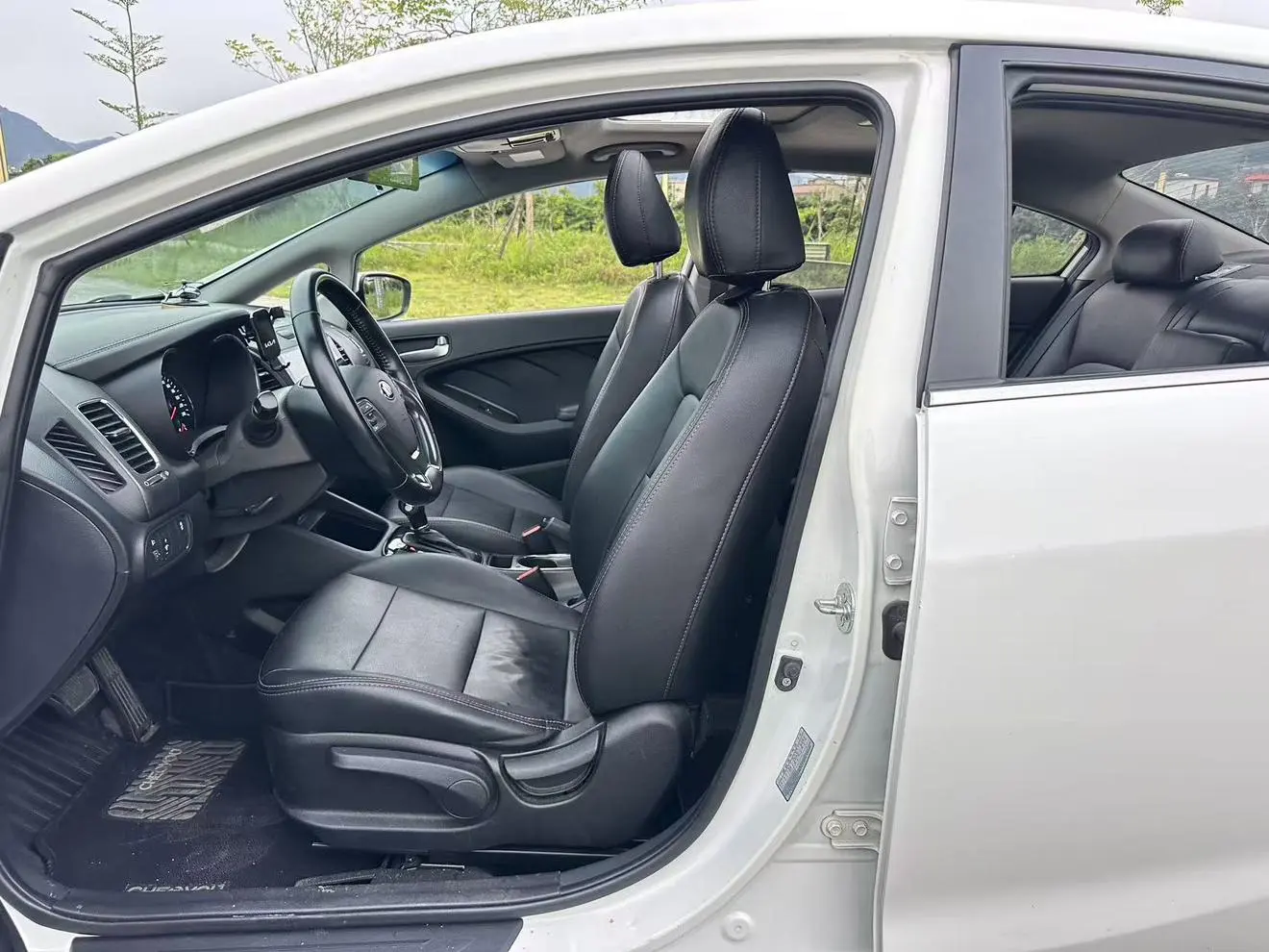 Kia Kia K3 1.6L automatic GL