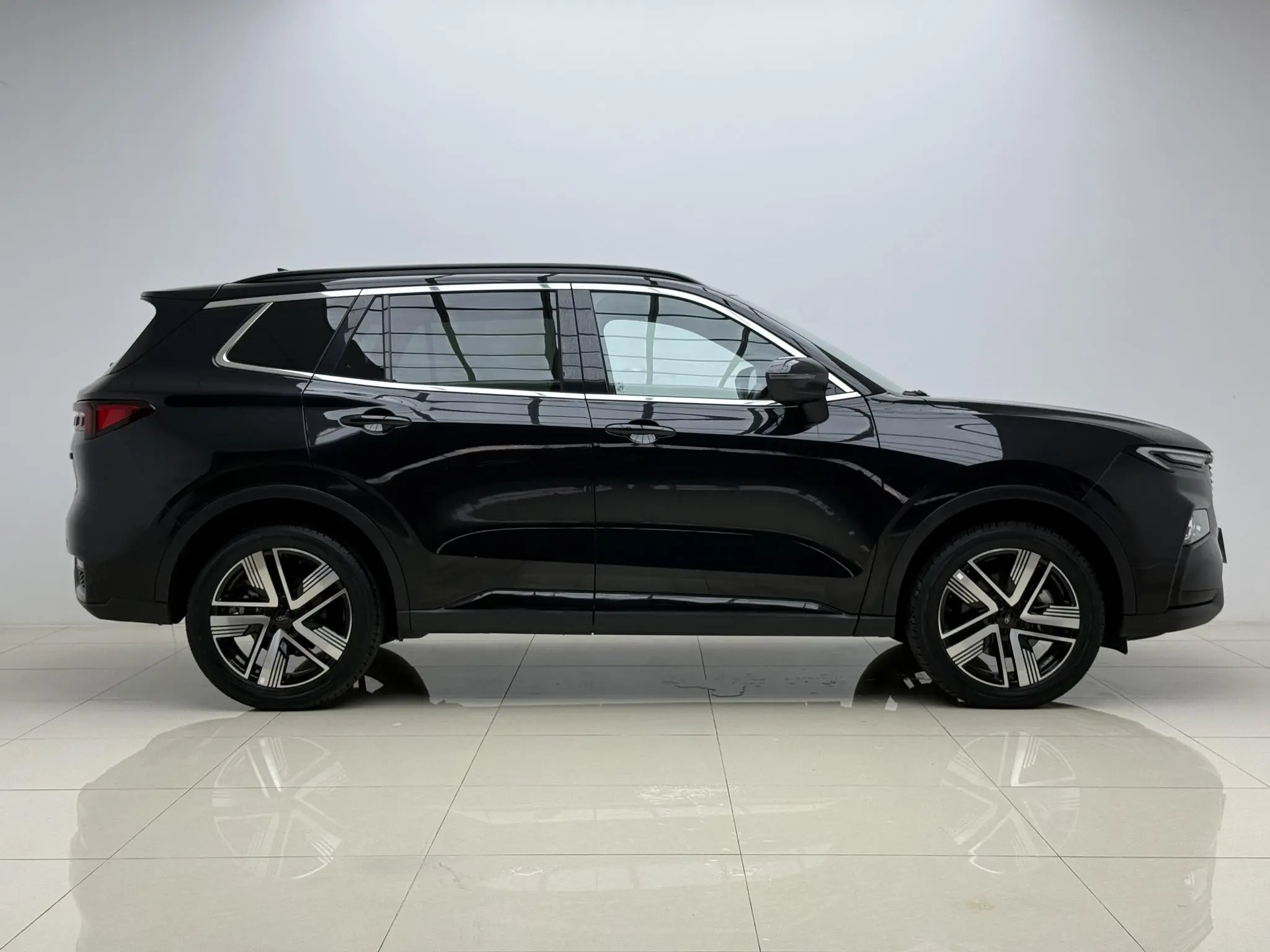 Ford Ling Rui EcoBoost 170 Galaxy Edition
