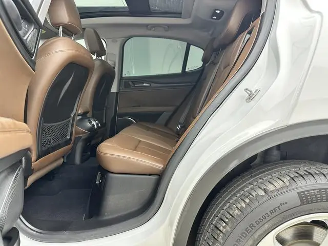 Alfa Romeo Stelvio 2.0T 200HP Elite Edition