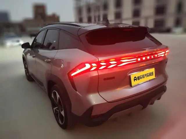 Geely Galaxy Galaxy L7 1.5T DHT 115km Starship