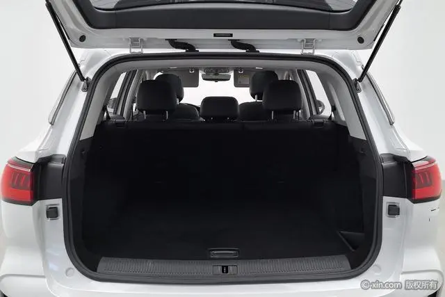 Roewe Roewe RX5 MAX 300TGI Automatic Smart Cockpit Deluxe Edition
