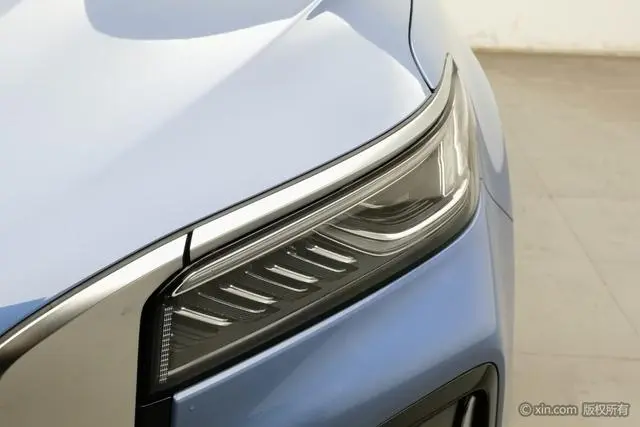Hongqi Hongqi HS5 2.0T four-wheel drive flag collar Pro version
