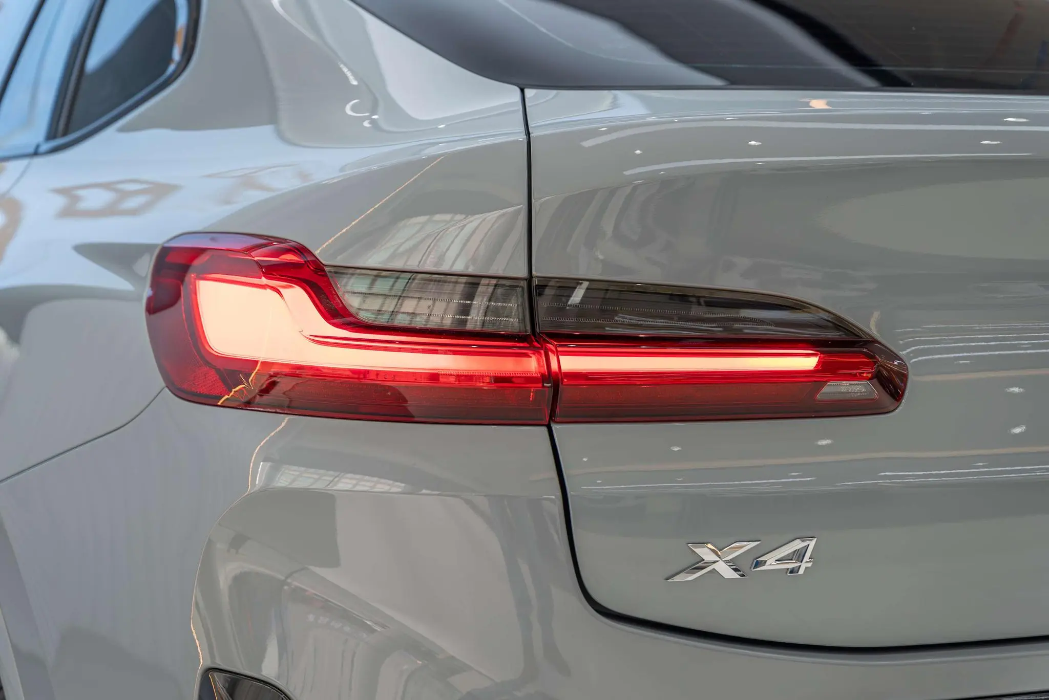 BMW BMW X4 xDrive 30i M sports suit