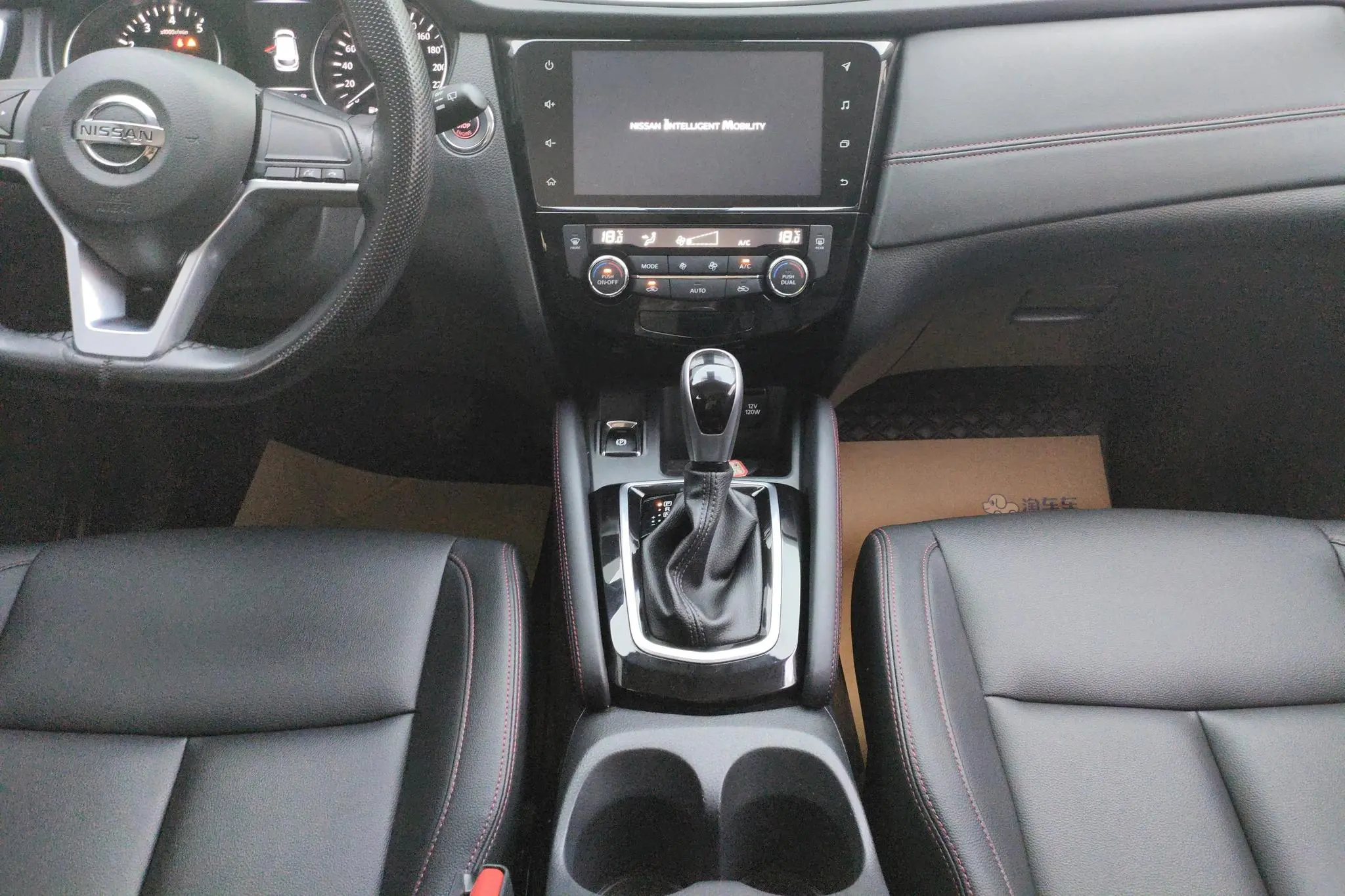 Nissan Qashqai 2.0 L XV Smart Edition