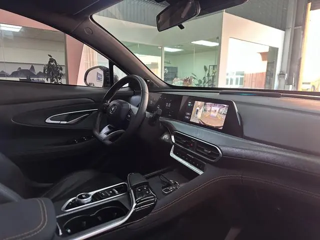 Changan Changan UNI-T 1.5T premium type