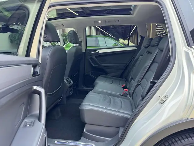 Volkswagen Tiguan L PHEV 1.4T plug-in hybrid Premium Edition