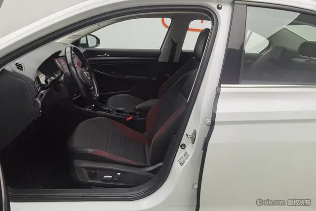 Volkswagen Bora 280TSI DSG Elite Smart Edition