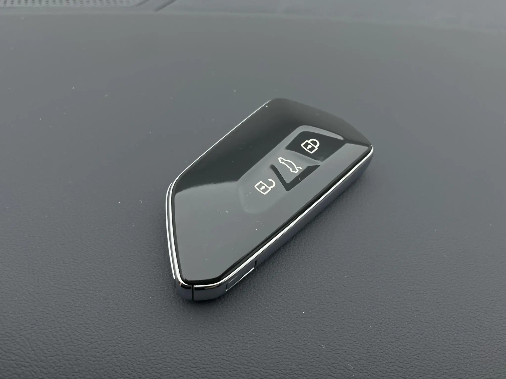 Volkswagen ID.6 CROZZ Long battery life PRO version