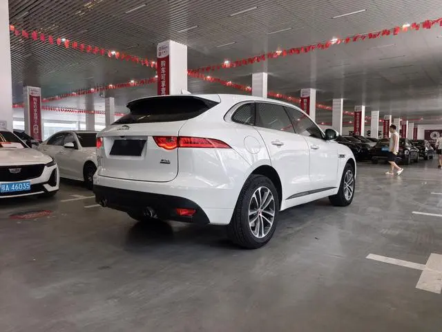 Jaguar Jaguar F-PACE 3.0 SC four-wheel drive R-Sport sports version