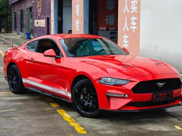 Ford Mustang 2.3T EcoBoost