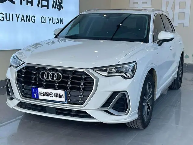 Audi Audi Q3 35 TFSI fashion and elegant