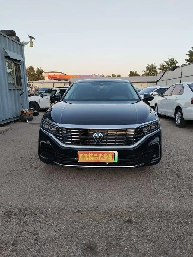 Volkswagen Passat PHEV 430PHEV Hybrid Deluxe Edition