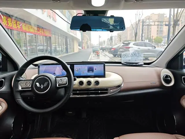 Wuling Wuling Bingguo 410KM Lingyi Exclusive Model
