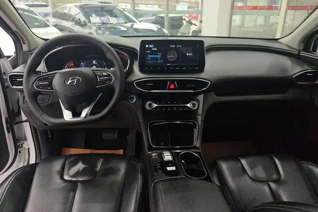 Hyundai Shengda 380 TGDi GLS automatic two-wheel drive deluxe edition Country VI