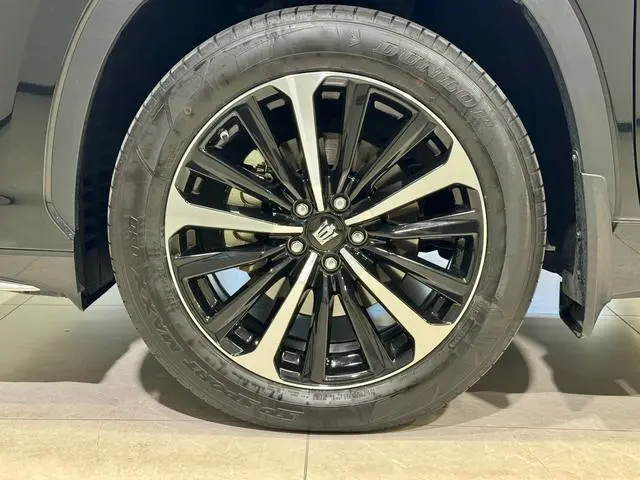 TOYOTA Crown Lufang Smart electric hybrid dual engine 2.5L E-CVT four-wheel drive Premium Edition