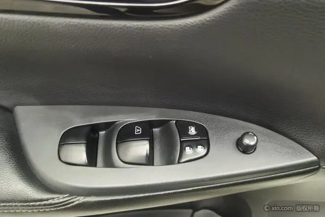 Nissan TIIDA 1.6L CVT Zhixing Edition Country VI