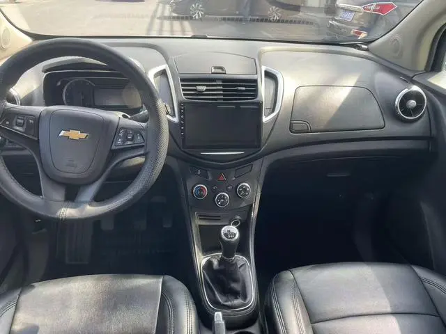 Chevrolet Chuangku 1.4T manual two-wheel drive comfortable sunroof version