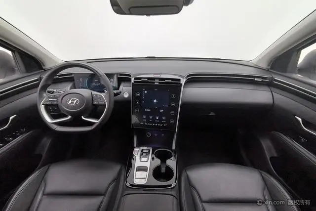 Hyundai Tucson Tucson L 1.5T LUX Two-wheel drive Premium Edition