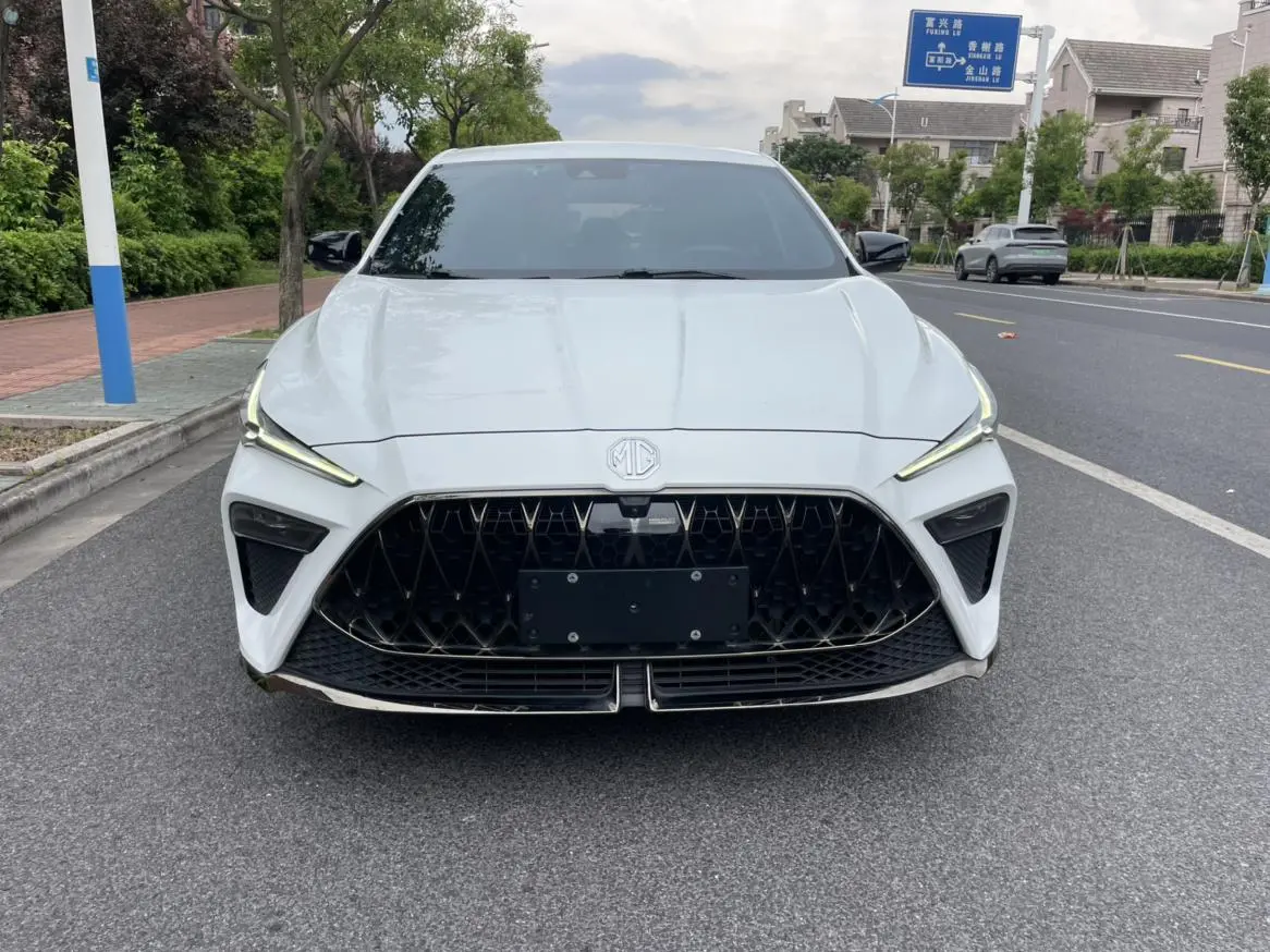 MG MG5 Scorpio 1.5T Trophy Sports Premium Edition